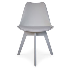 La chaise moderne Juno grise vue de face