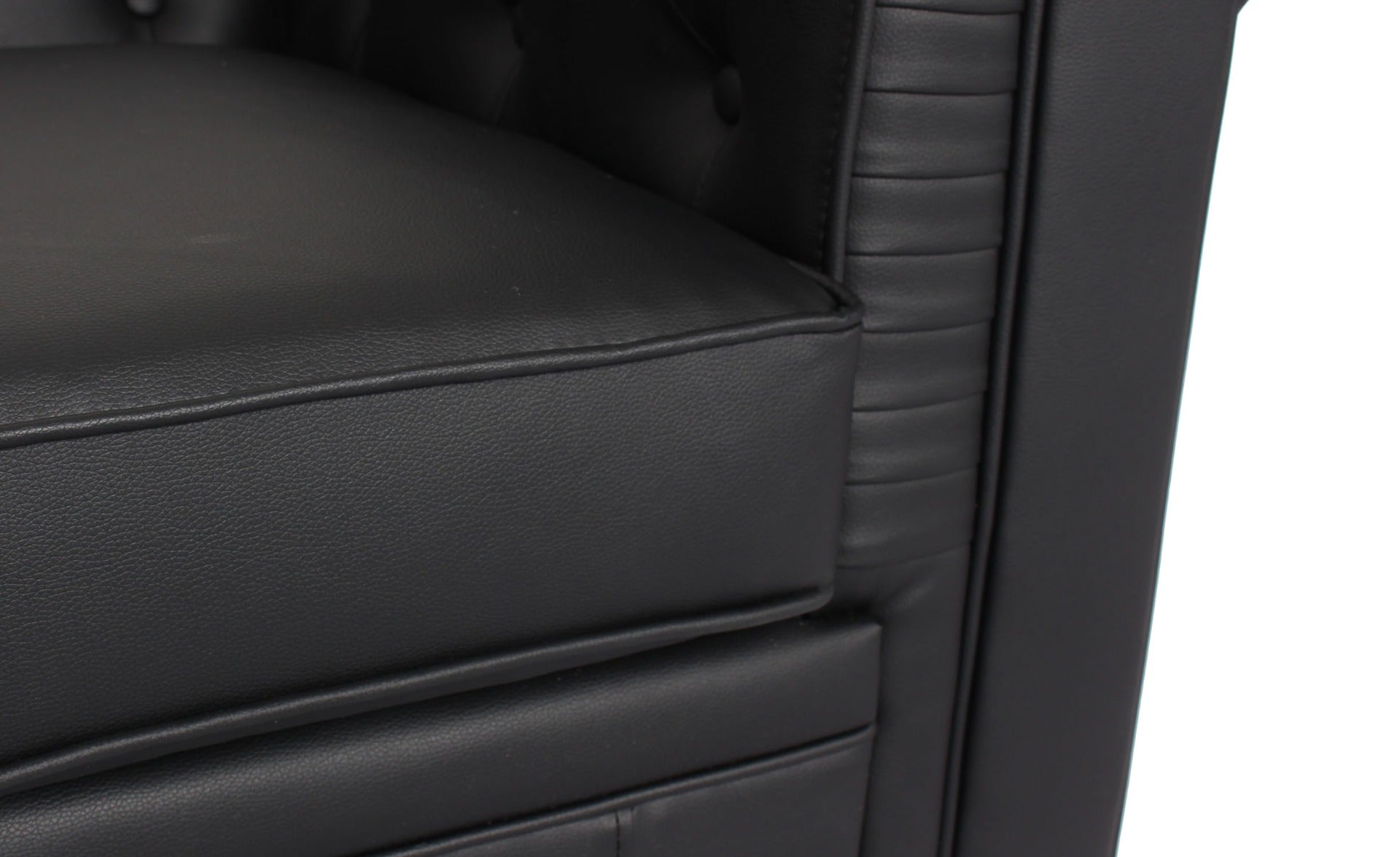 Le canapé Chesterfield capitonné 3 places original noir