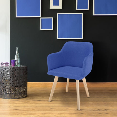 Silla escandinava de tela azul