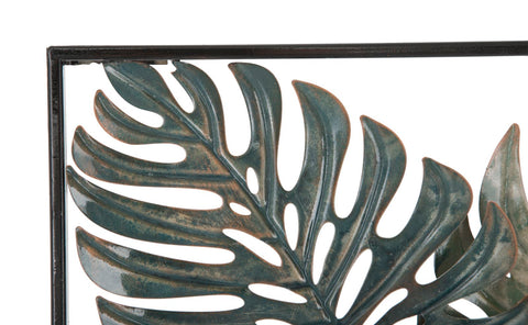Panel de pared rectangular de metal con motivos geométricos y florales