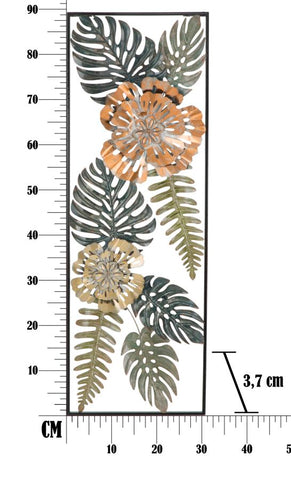 Panel de pared rectangular de metal con motivos geométricos y florales