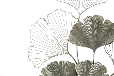 Panel de pared metálico plateado Goxy con motivos geométricos y florales