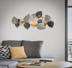Panneau mural métallique en forme de feuilles colorées doré et argenté