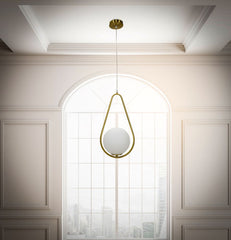 Lampe de plafond Glamy sphère en verre blanc et métal doré
