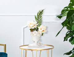 Vase Femme Porcelaine Blanche décorations dorées