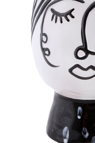 Jarrón cara Porcelana Blanca y base Negra