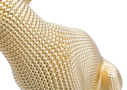 Estatua de leopardo dorado