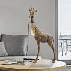 Lampe de table Girafe résine dorée
