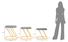 Ensemble de 3 tables carrées métal doré et verre noir
