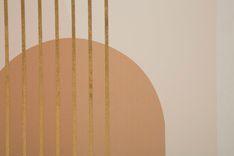 Impression sur toile abstraite avec cadre en bois tons chauds décorations dorées