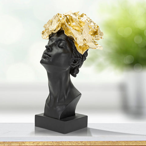 Statue femme coiffe dorée avec papillons