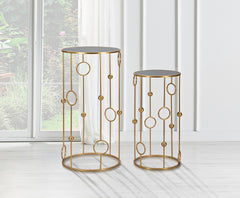Ensemble de tables rondes en métal doré avec plateau en verre miroir