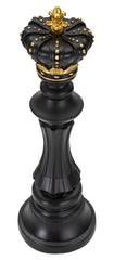 Roi d'échecs noir décorations dorées