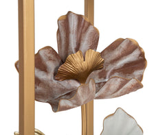 Ensemble de deux tables carrées en métal doré et verre miroir avec décorations florales