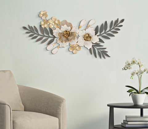 Panel de pared decorativo 3D de metal con flores y hojas