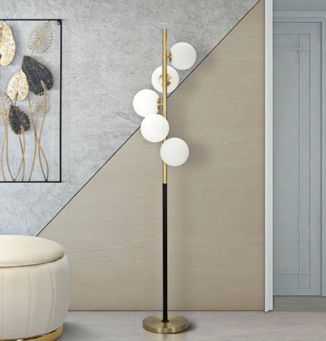 Lampe sur pied 5 lumières Glamyy Métal doré et noir sphères en verre blanc