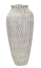 Vase en résine décoré sculptures géométriques et linéaires