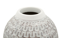 Vase en résine décoré de sculptures médiévales