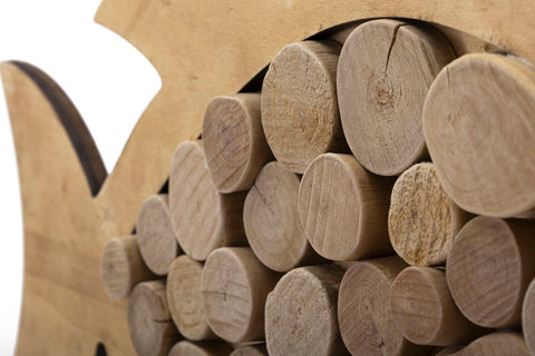 Escultura colgante Peces de madera redonda