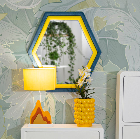 Miroir mural hexagonal cadre en bois Tissu Velours Bleu et Jaune