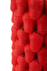 Vase en résine fraises rouges