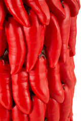 Vase Chili en résine avec piments colorés