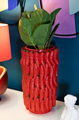 Vase Chili en résine avec piments colorés