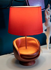 Lampe de table Midcentury résine rouge abat-jour tissu rouge