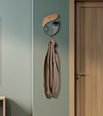 Porte-manteau en métal et bois Visage Cubiste