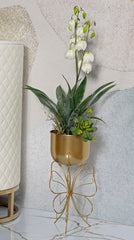 Support de vase en métal doré avec base en forme de papillon