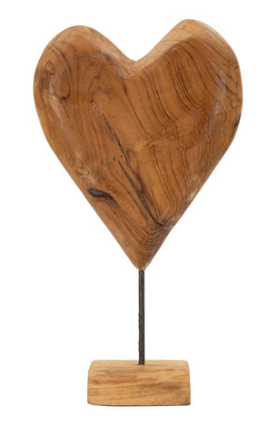 Escultura de teca reciclada con forma de corazón