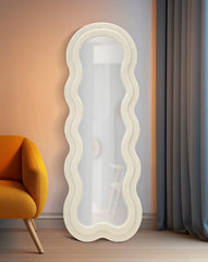 Miroir mural Teddy Tissu bouclé Crème cadre en bois
