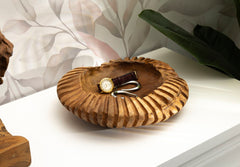 Plateau en Teck Recyclé bord sculpté