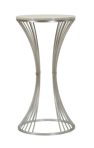 Mesa de metal plateado con tablero de mármol