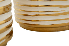 Ensemble de vases en céramique décorés doré