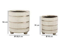 Ensemble de deux vases en céramique décorés argenté