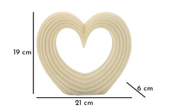 Cœur décoratif en teintes claires avec texture lignes fines
