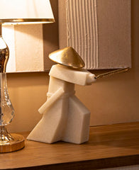 Statue de samouraï en Quarzy chapeau doré et épée