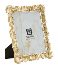 Elegant Petal Frame, 27.2 x 2.2 x 32.5 cm
(Internal Measurements: 20 x 25 cm)