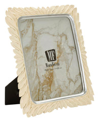 Elegant Frame 27.3X1.9X32.2cm (Internal Measurement 20X25cm)