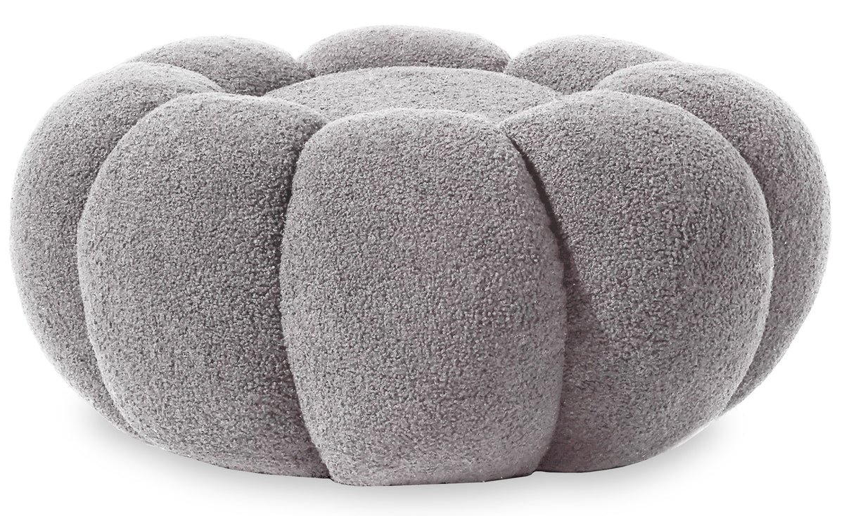 Puf Basha de diseño floral en tela bouclé gris