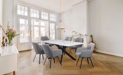 Table rectangulaire Brillya pour salle à manger en métal noir et céramique effet marbre blanc