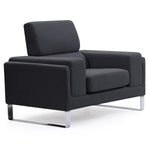 Fauteuil en tissu noir avec larges accoudoirs