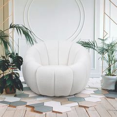 Fauteuil Bellina design coquillage tissu bouclette crème