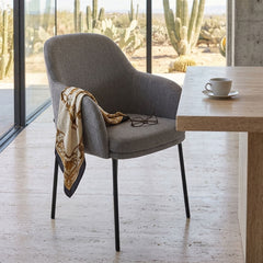 Lot de 4 chaises modernes matelassées Inaya Métal Noir et Tissu Gris