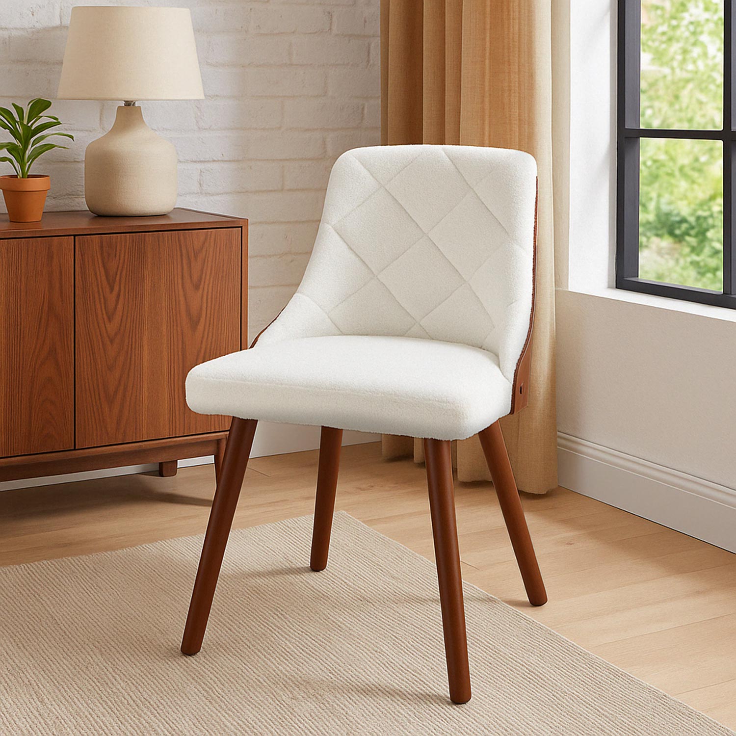 Lot de 4 chaises scandinaves Lalix Bois Noisette & Tissu bouclette Crème