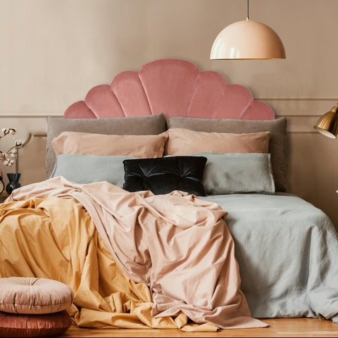 Tête de lit en velours rose 140 cm matelassée