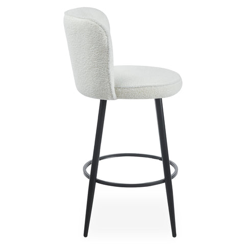 Lot de 2 chaises de bar Colnan au dossier incurvé en tissu bouclette crème