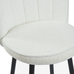 Lot de 2 chaises de bar Colnan au dossier incurvé en tissu bouclette crème