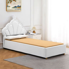 Lit simple avec tête de lit coquillage Cary et sommier relevable en simili blanc